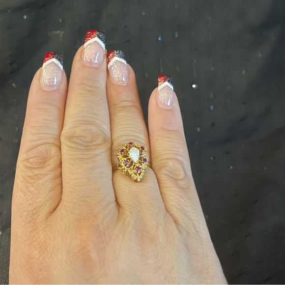 Opal and Ruby Ring 14 karat gold - Picture 4 of 5